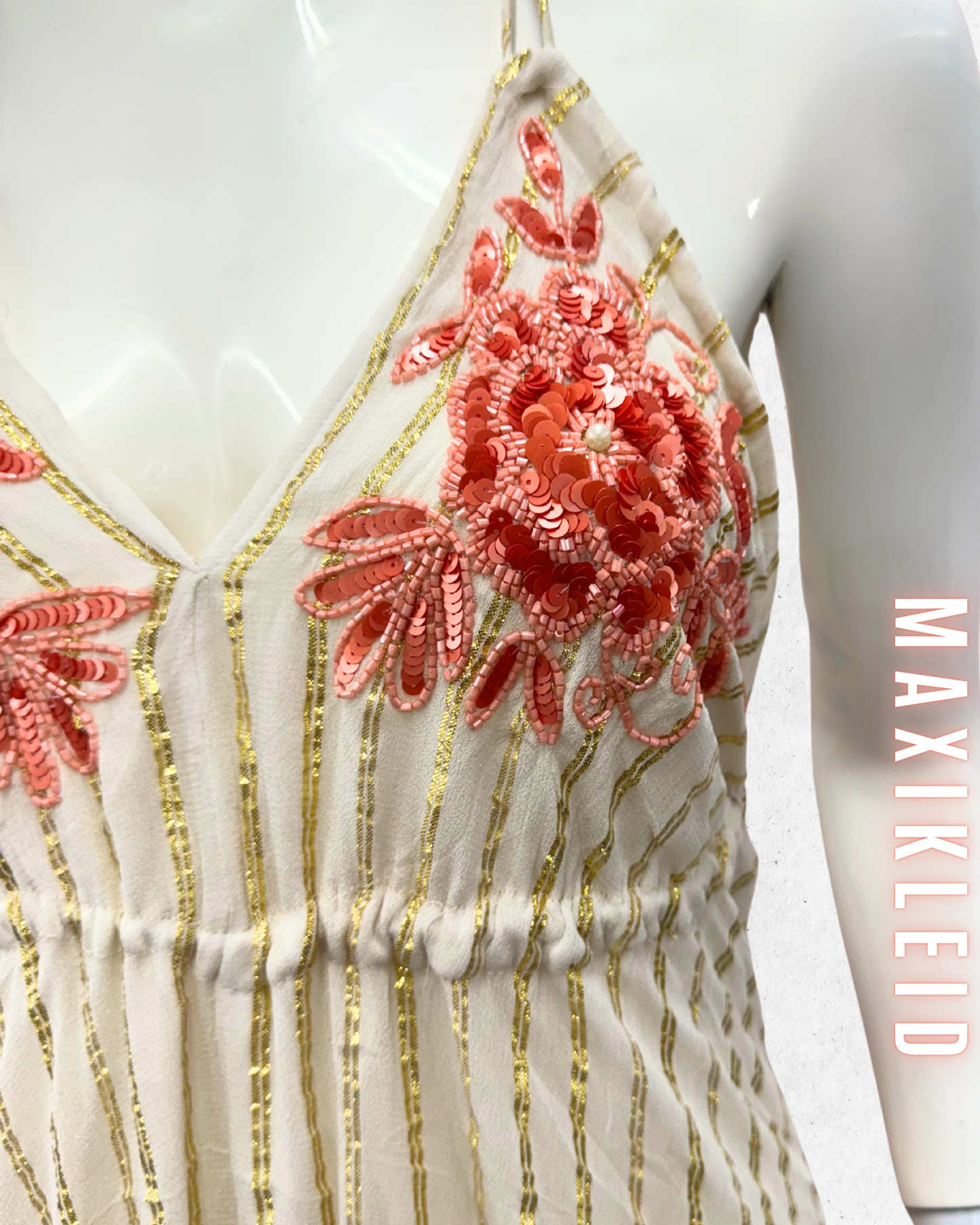 Maxikleid Sommer mit Paillettenstickerei – Sommerlich & Elegant | 100% Viskose | Einheitsgröße Gr. 38 bis 44 (DE)