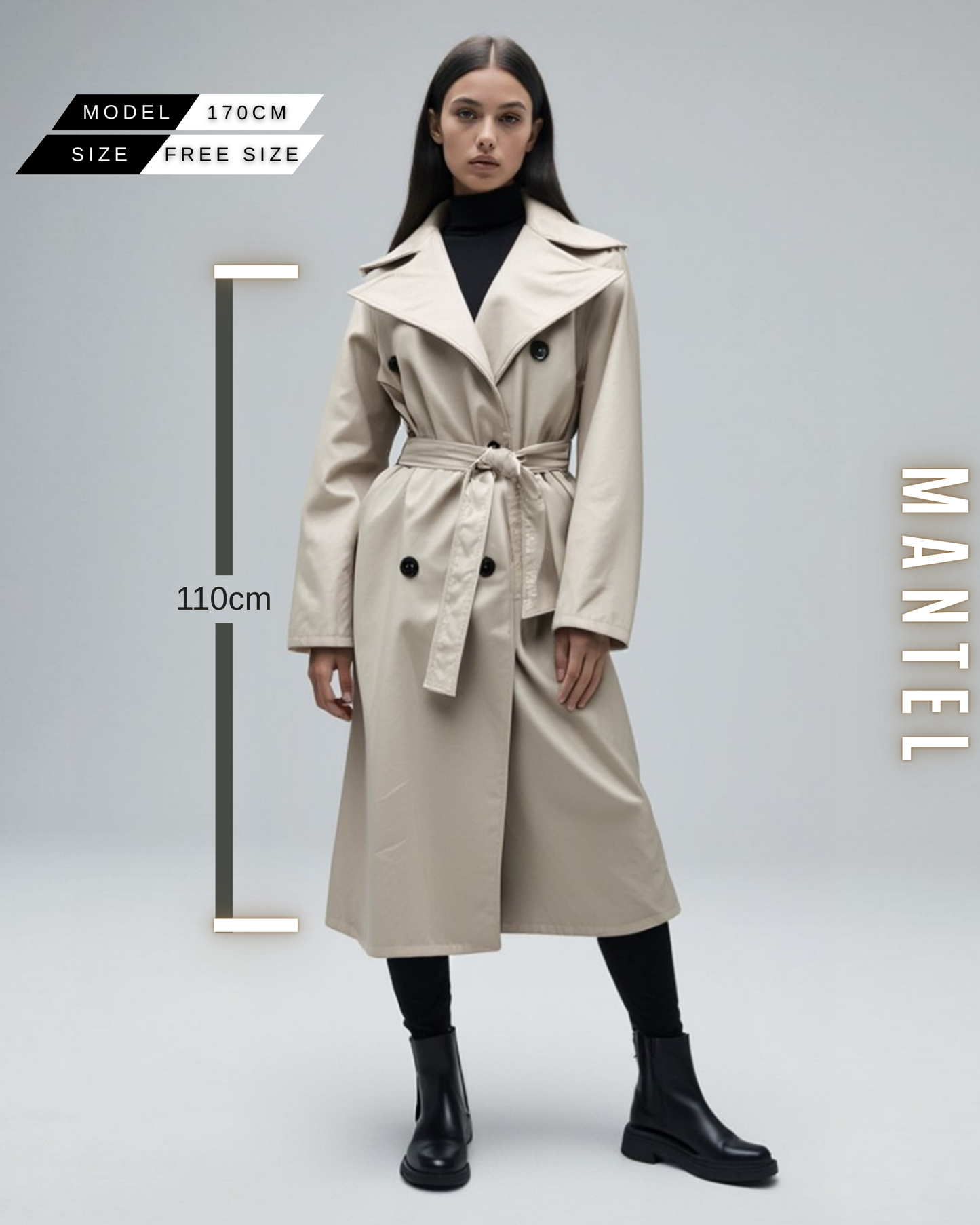 Eine Frau trägt einen langen, hellbeigen Trenchcoat aus Kunstleder mit Gürtel und Schwarze Knöpfen (Länge 110 cm).