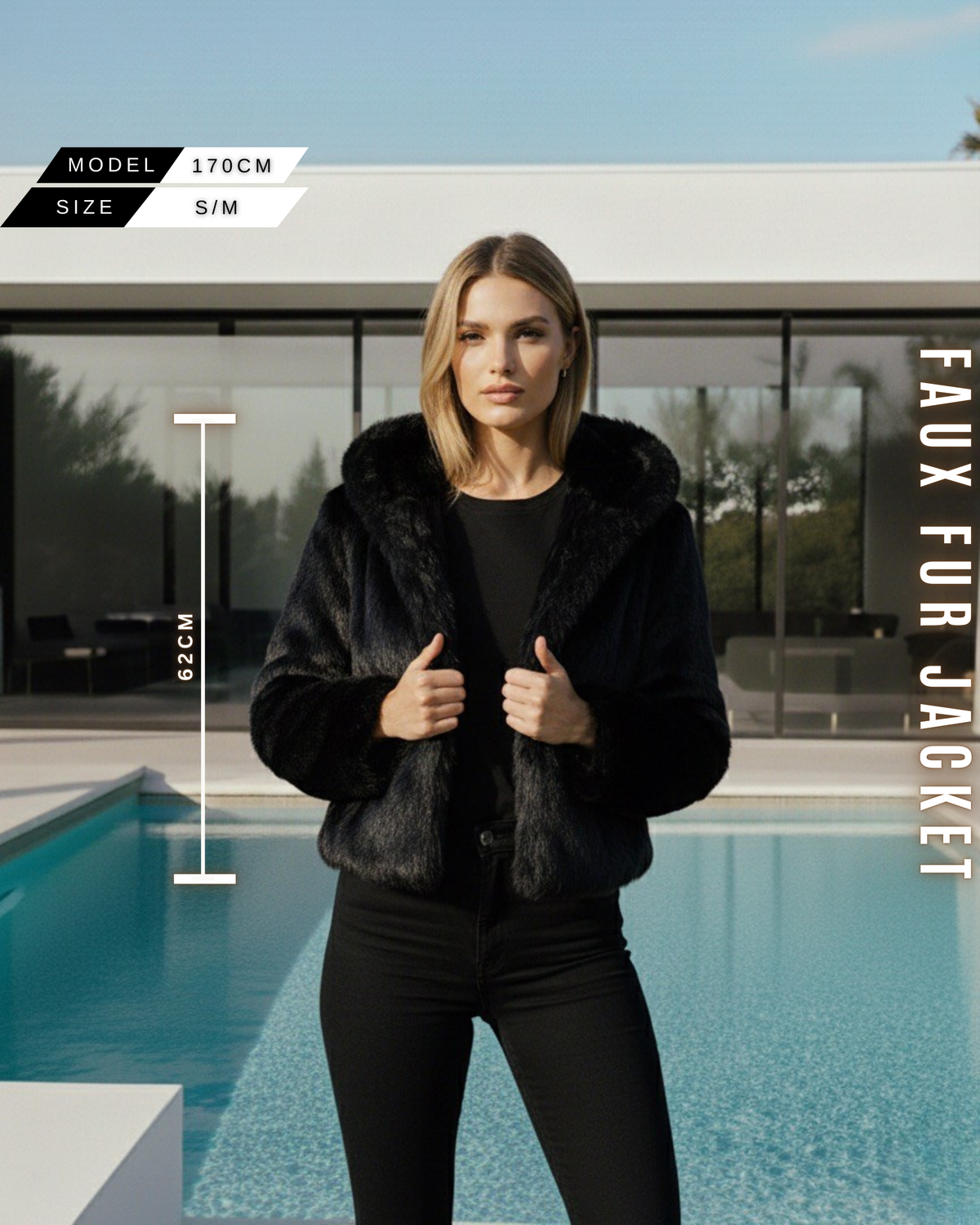 Frontansicht einer Dame in einem tiefschwarzen Faux Fur Kurzmantel mit Kapuze. Größeninformation eingeblendet: Model 170cm, Jackenlänge 62cm.