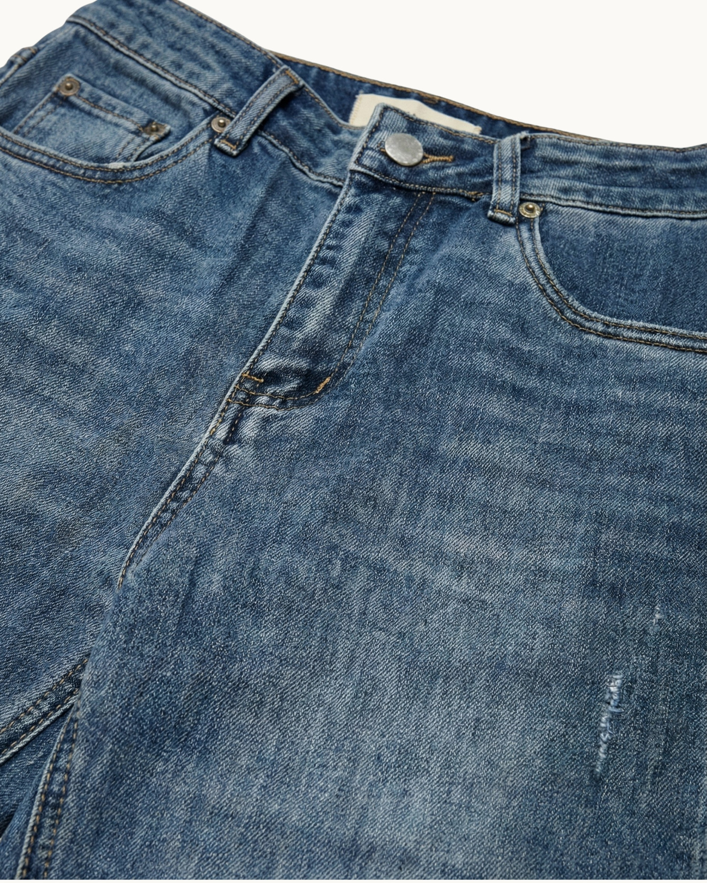 High-Waist Denim "Straight"