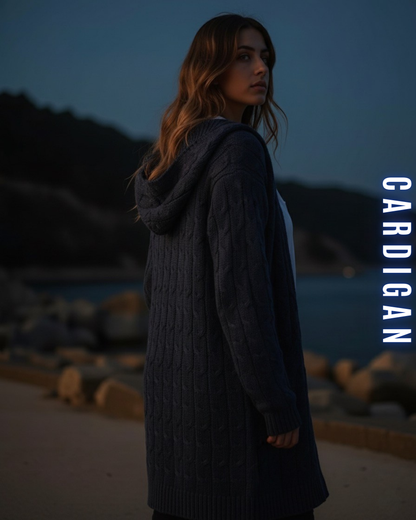 Langer Zopfstrick Cardigan mit Kapuze