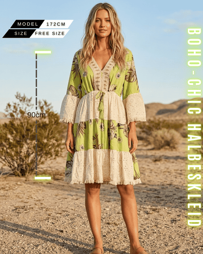 Boho-Chic Halbeskleid in Grün mit Blumenmuster und Spitzenbesatz, Sommer kleid, getragen von einem 172cm großen Model.