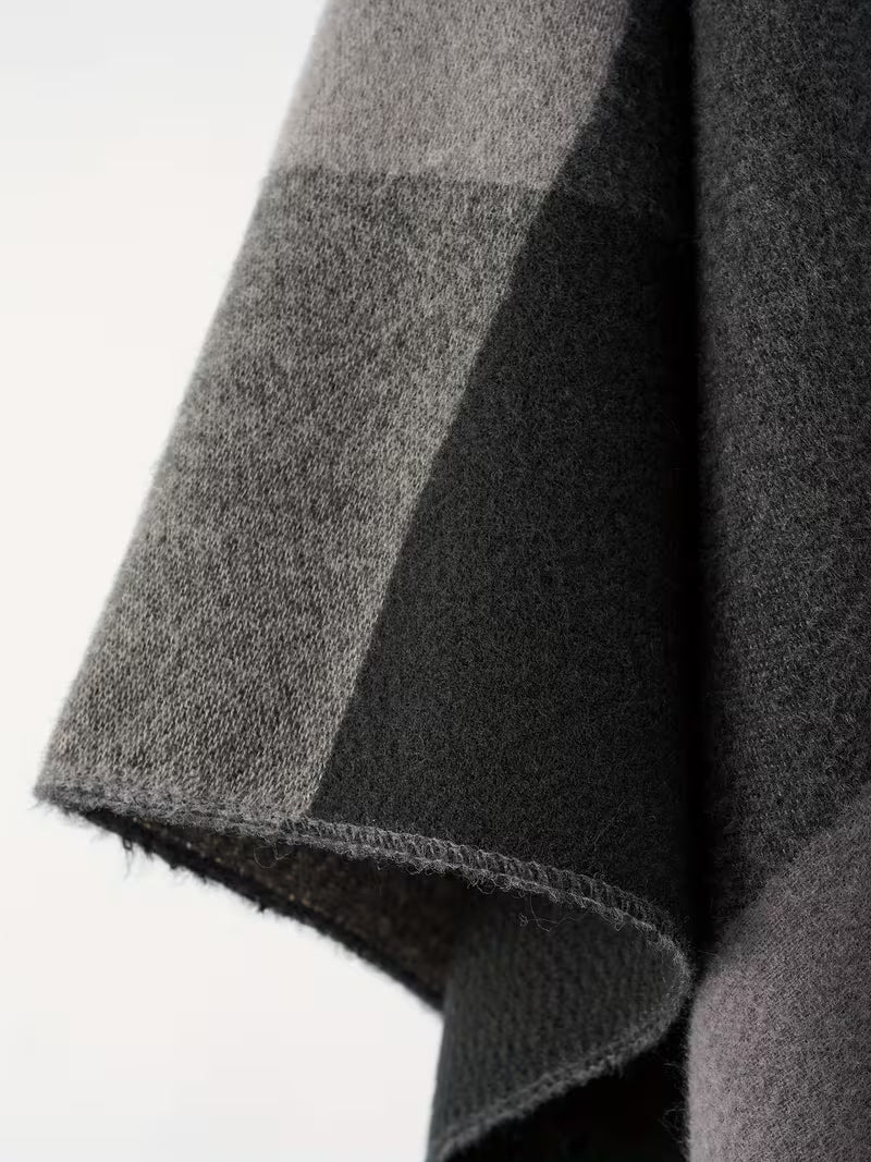 Oversize Karo Schal – Fransen