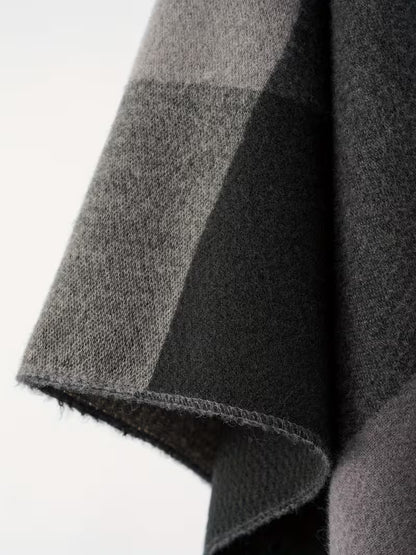 Oversize Karo Schal – Fransen