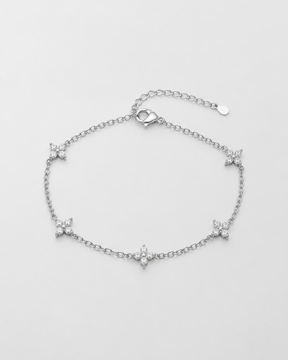 Unisex-Kleeblatt-Armband aus Edelstahl in Silberoptik – Produktansicht