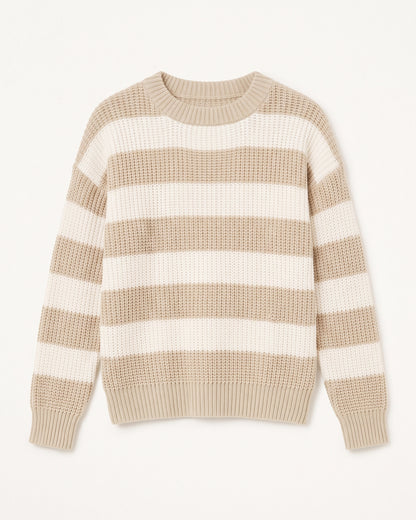 Freigestellter Damen Pullover mit beigen und weißen Blockstreifen und Rundhals