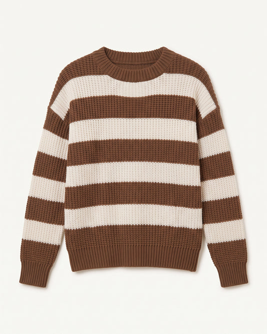 Damen Strickpullover mit breiten Blockstreifen in Schokobraun und Cremeweiß freigestellt